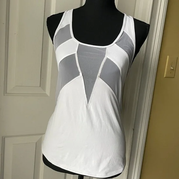 LULULEMON Mesh Tank Top size 2 White Pink - Picture 2 of 4